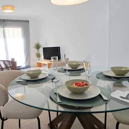 Piso Nuevo Y Luminoso En Valenciaアパートメント エクステリア 写真
